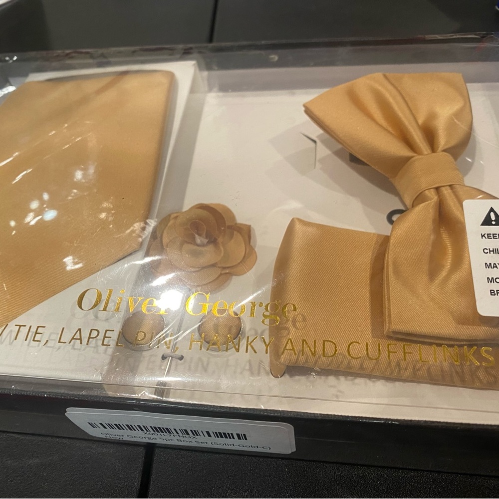 OLIVER GEORGE 5PC GOLD FORMAL WEAR SET